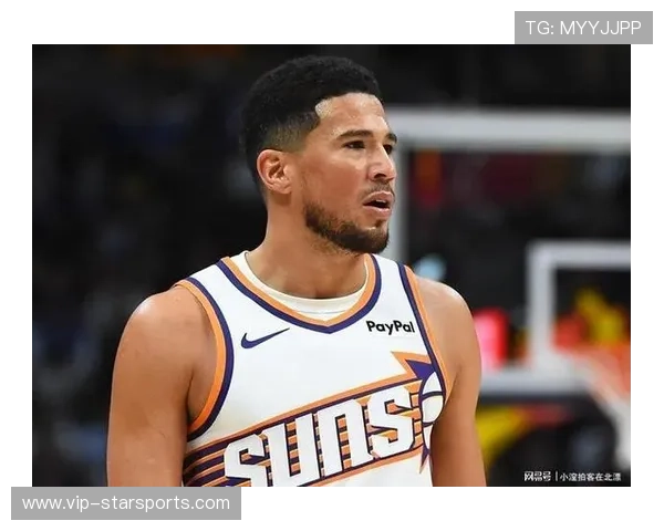 打投降了！布克助太阳末节轰出7-0领先到21分 马刺换下主力放弃，布克谈准绝杀